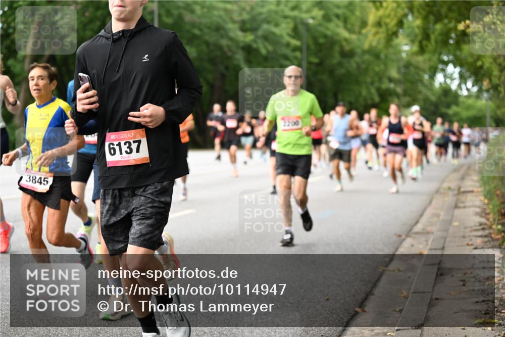 06.09.2026 - CURREX Alsterlauf Dr. Thomas Lammeyer http://msf.ph/oto/10114947 06.09.2026 09:09:01 Laufen 3845, 6137 meine-sportfotos.de