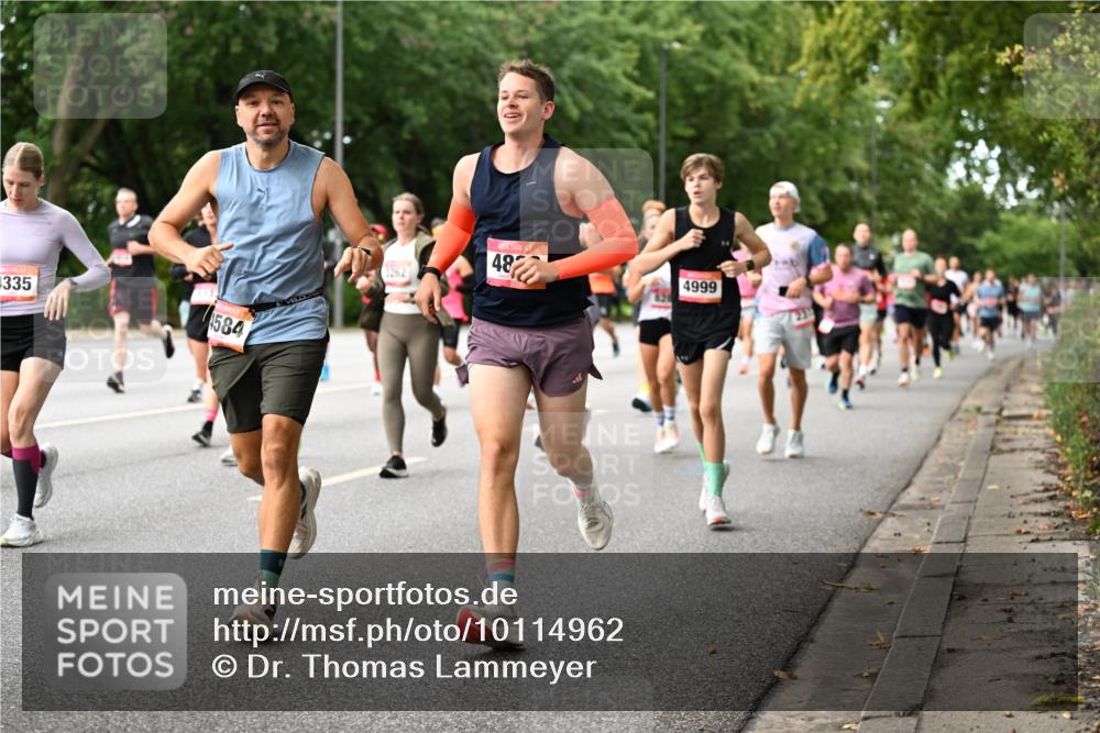 06.09.2026 - CURREX Alsterlauf Dr. Thomas Lammeyer http://msf.ph/oto/10114962 06.09.2026 09:09:05 Laufen 335, 584, 1262, 48, 4999 meine-sportfotos.de