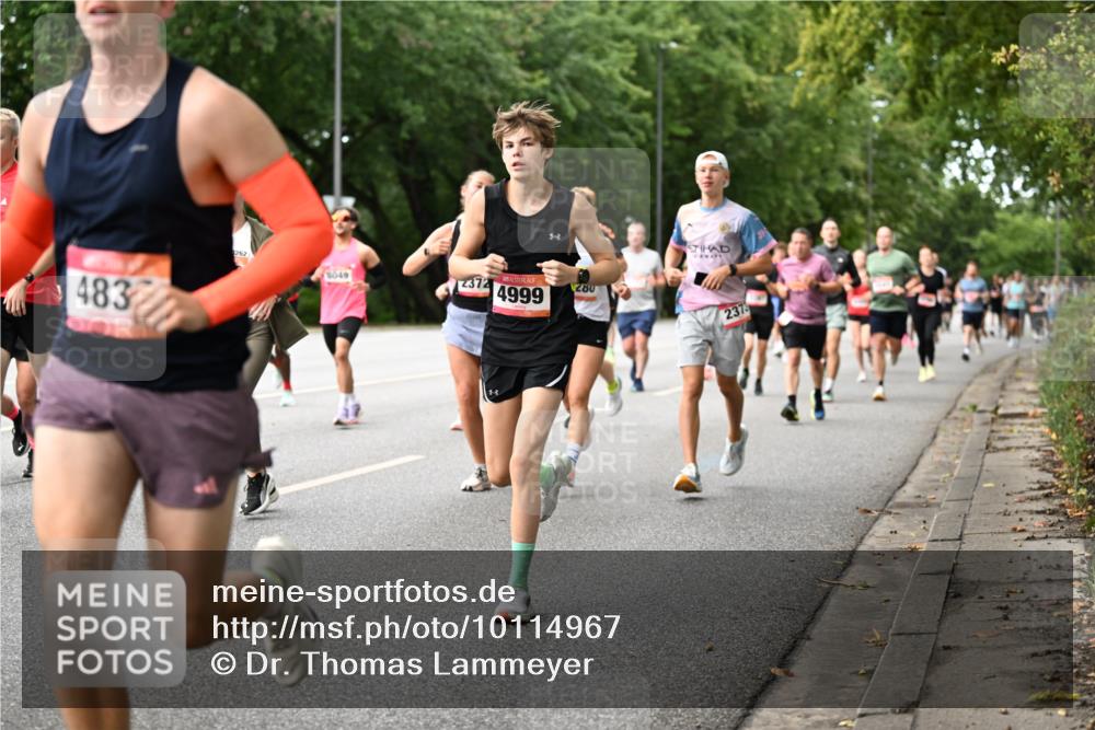 06.09.2026 - CURREX Alsterlauf Dr. Thomas Lammeyer http://msf.ph/oto/10114967 06.09.2026 09:09:06 Laufen 483, 262, 8049, 2372, 4999, 280, 237 meine-sportfotos.de