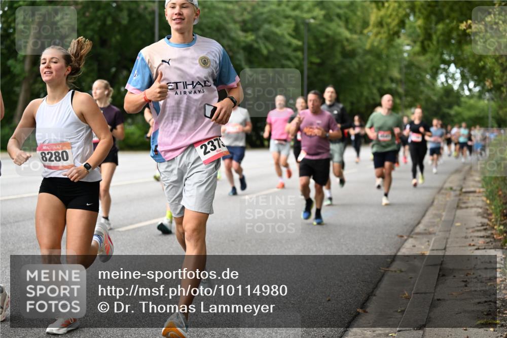 06.09.2026 - CURREX Alsterlauf Dr. Thomas Lammeyer http://msf.ph/oto/10114980 06.09.2026 09:09:08 Laufen 8280, 237 meine-sportfotos.de