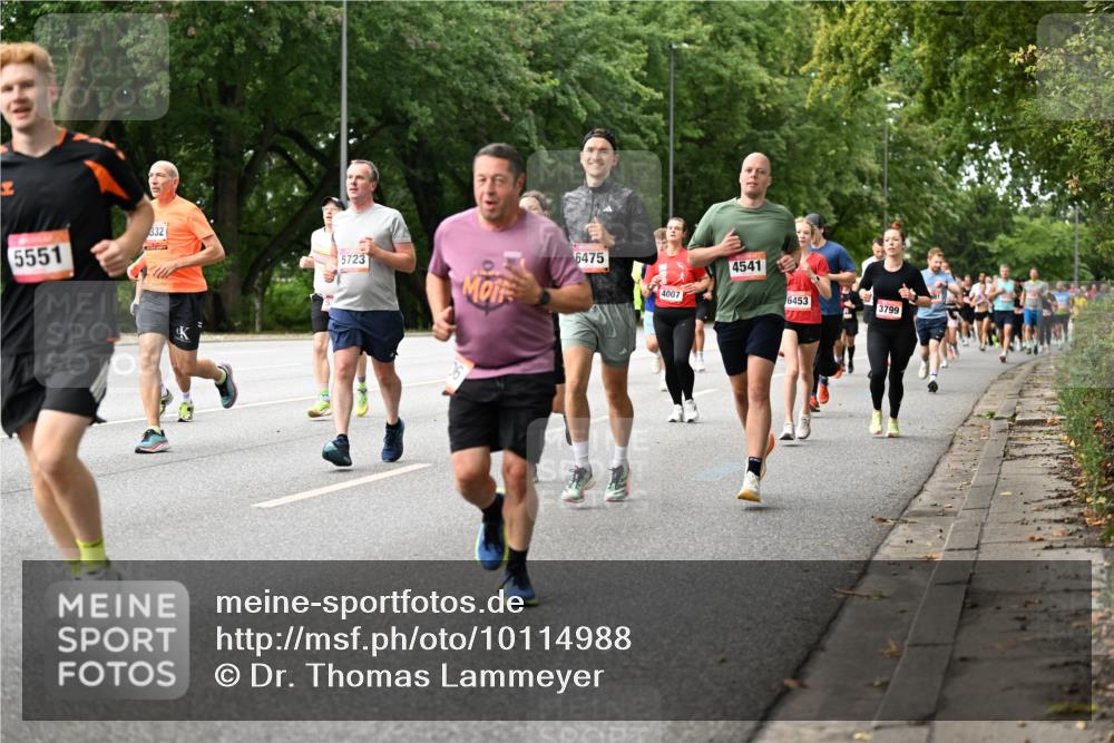 06.09.2026 - CURREX Alsterlauf Dr. Thomas Lammeyer http://msf.ph/oto/10114988 06.09.2026 09:09:09 Laufen 5551, 332, 5723, 6475, 4007, 4541, 6453, 3799 meine-sportfotos.de