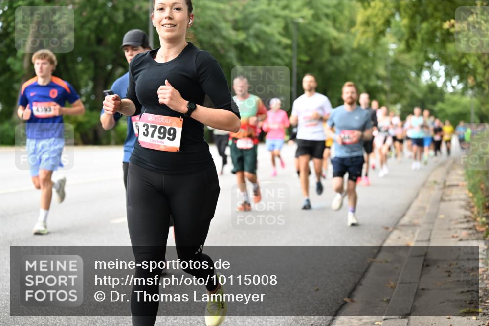 06.09.2026 - CURREX Alsterlauf Dr. Thomas Lammeyer http://msf.ph/oto/10115008 06.09.2026 09:09:13 Laufen 3799 meine-sportfotos.de