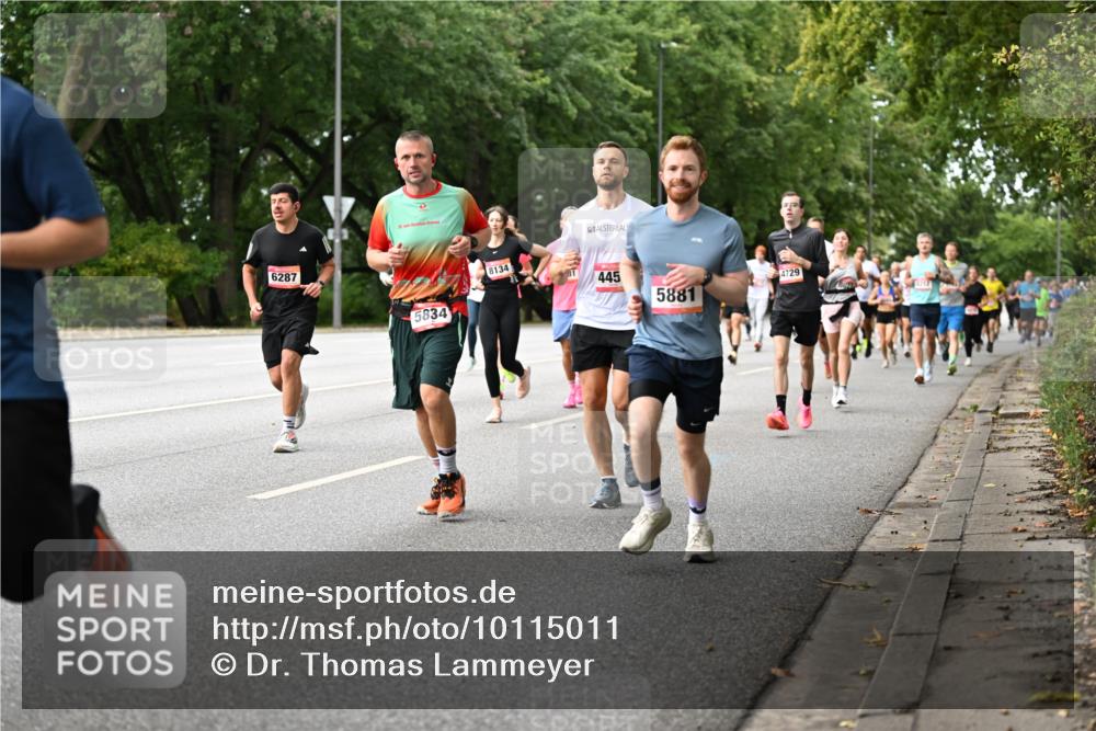 06.09.2026 - CURREX Alsterlauf Dr. Thomas Lammeyer http://msf.ph/oto/10115011 06.09.2026 09:09:14 Laufen 6287, 5834, 8134, 445, 4729, 5881 meine-sportfotos.de