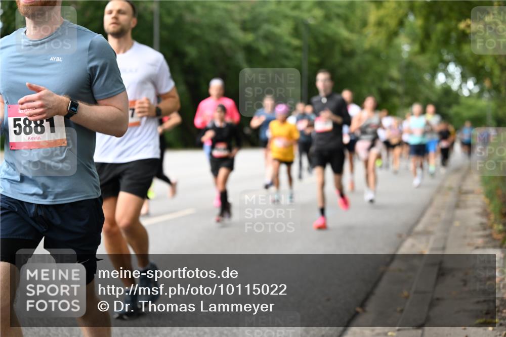 06.09.2026 - CURREX Alsterlauf Dr. Thomas Lammeyer http://msf.ph/oto/10115022 06.09.2026 09:09:16 Laufen 5881 meine-sportfotos.de