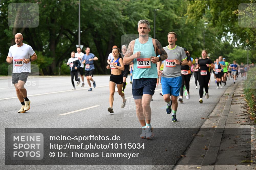 06.09.2026 - CURREX Alsterlauf Dr. Thomas Lammeyer http://msf.ph/oto/10115034 06.09.2026 09:09:20 Laufen 4780, 60, 8212, 4749, 3236, 4870 meine-sportfotos.de