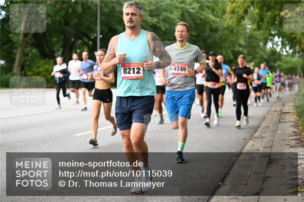 06.09.2026 - CURREX Alsterlauf Dr. Thomas Lammeyer http://msf.ph/oto/10115039 06.09.2026 09:09:21 Laufen 8212, 4749 meine-sportfotos.de