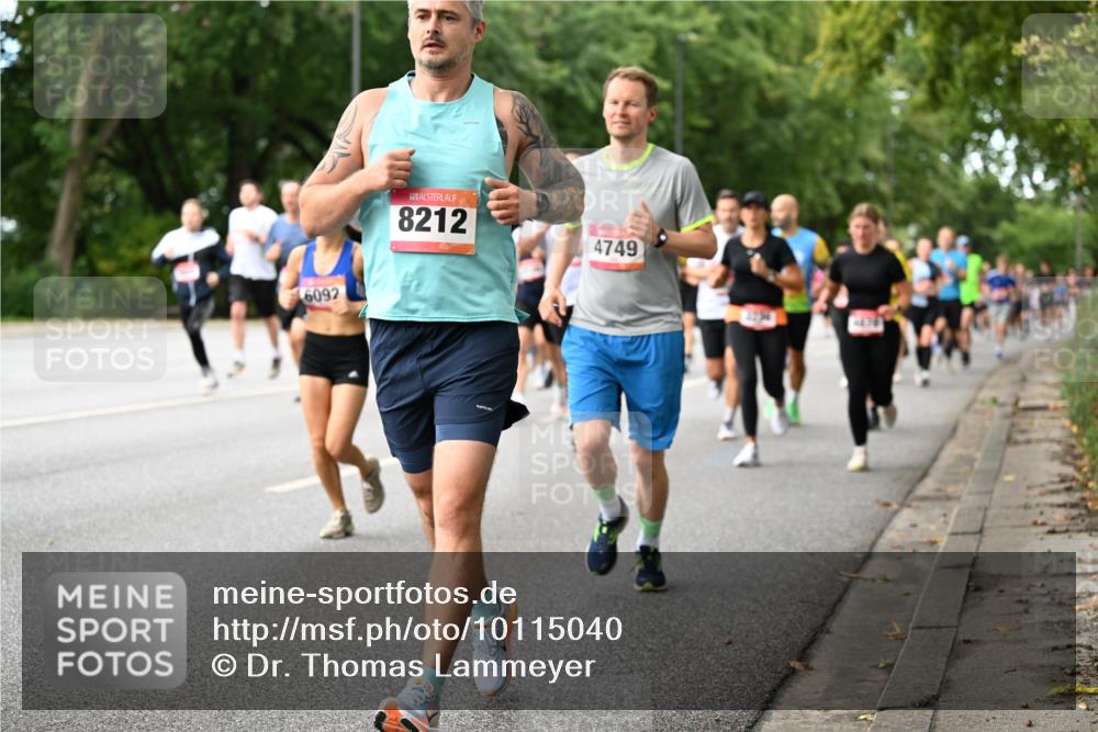 06.09.2026 - CURREX Alsterlauf Dr. Thomas Lammeyer http://msf.ph/oto/10115040 06.09.2026 09:09:21 Laufen 6092, 8212, 4749 meine-sportfotos.de