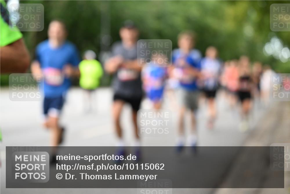 06.09.2026 - CURREX Alsterlauf Dr. Thomas Lammeyer http://msf.ph/oto/10115062 06.09.2026 09:09:29 Laufen  meine-sportfotos.de