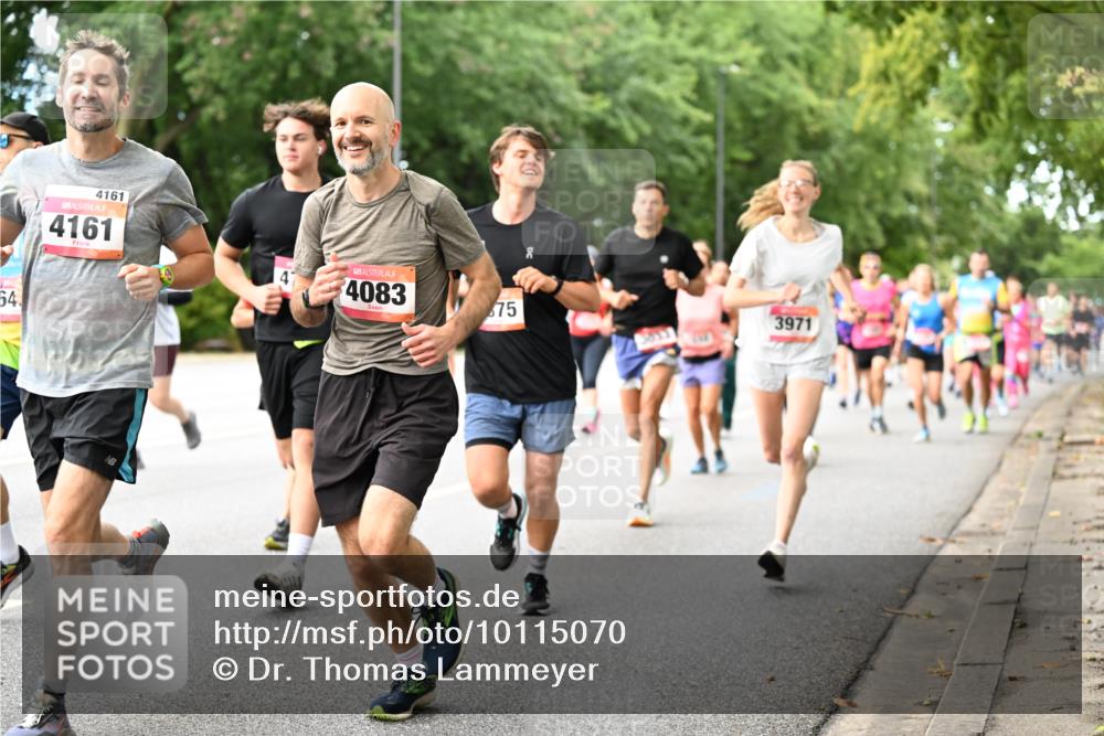 06.09.2026 - CURREX Alsterlauf Dr. Thomas Lammeyer http://msf.ph/oto/10115070 06.09.2026 09:09:34 Laufen 54, 4161, 4161, 4083, 75, 75, 3971 meine-sportfotos.de