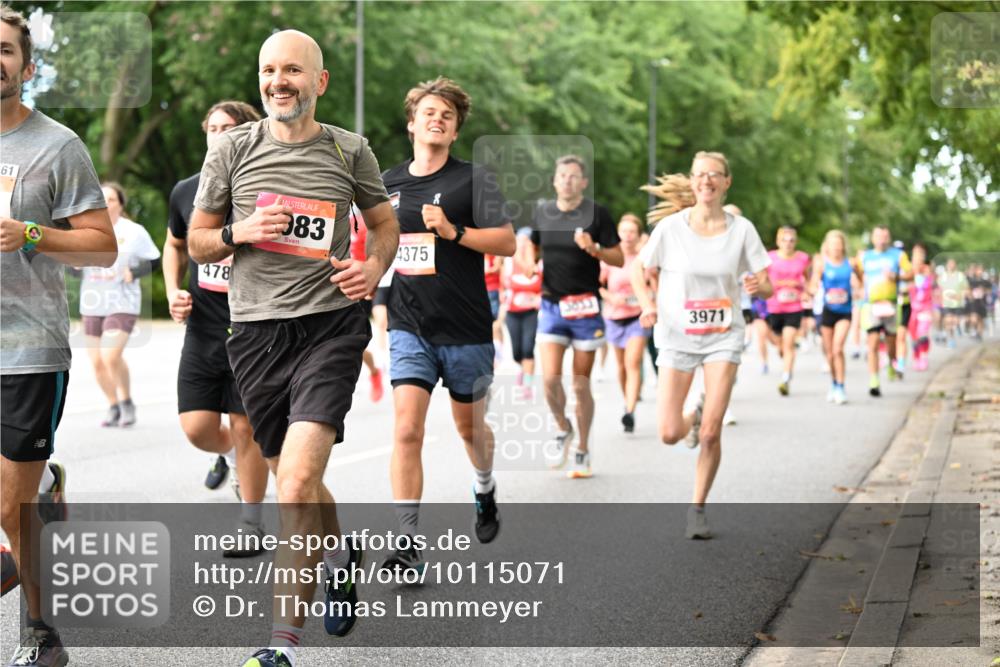 06.09.2026 - CURREX Alsterlauf Dr. Thomas Lammeyer http://msf.ph/oto/10115071 06.09.2026 09:09:34 Laufen 61, 478, 83, 4375, 3971 meine-sportfotos.de