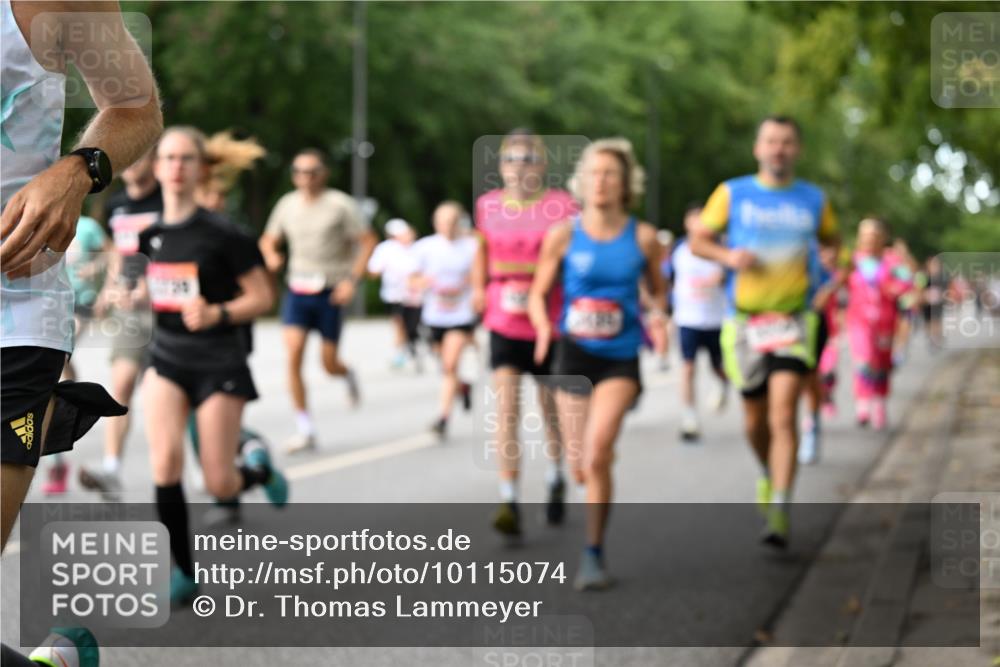 06.09.2026 - CURREX Alsterlauf Dr. Thomas Lammeyer http://msf.ph/oto/10115074 06.09.2026 09:09:38 Laufen  meine-sportfotos.de