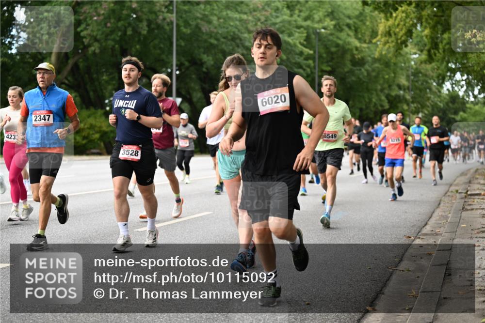 06.09.2026 - CURREX Alsterlauf Dr. Thomas Lammeyer http://msf.ph/oto/10115092 06.09.2026 09:09:43 Laufen 423, 2347, 6020, 3528, 8549, 4215 meine-sportfotos.de