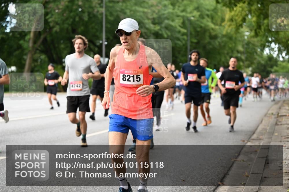 06.09.2026 - CURREX Alsterlauf Dr. Thomas Lammeyer http://msf.ph/oto/10115118 06.09.2026 09:09:47 Laufen 4742, 8215 meine-sportfotos.de