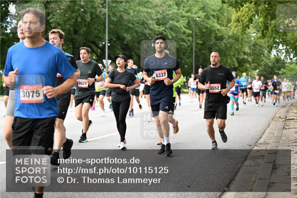 06.09.2026 - CURREX Alsterlauf Dr. Thomas Lammeyer http://msf.ph/oto/10115125 06.09.2026 09:09:48 Laufen 3075, 5621, 6396, 6337, 5552 meine-sportfotos.de
