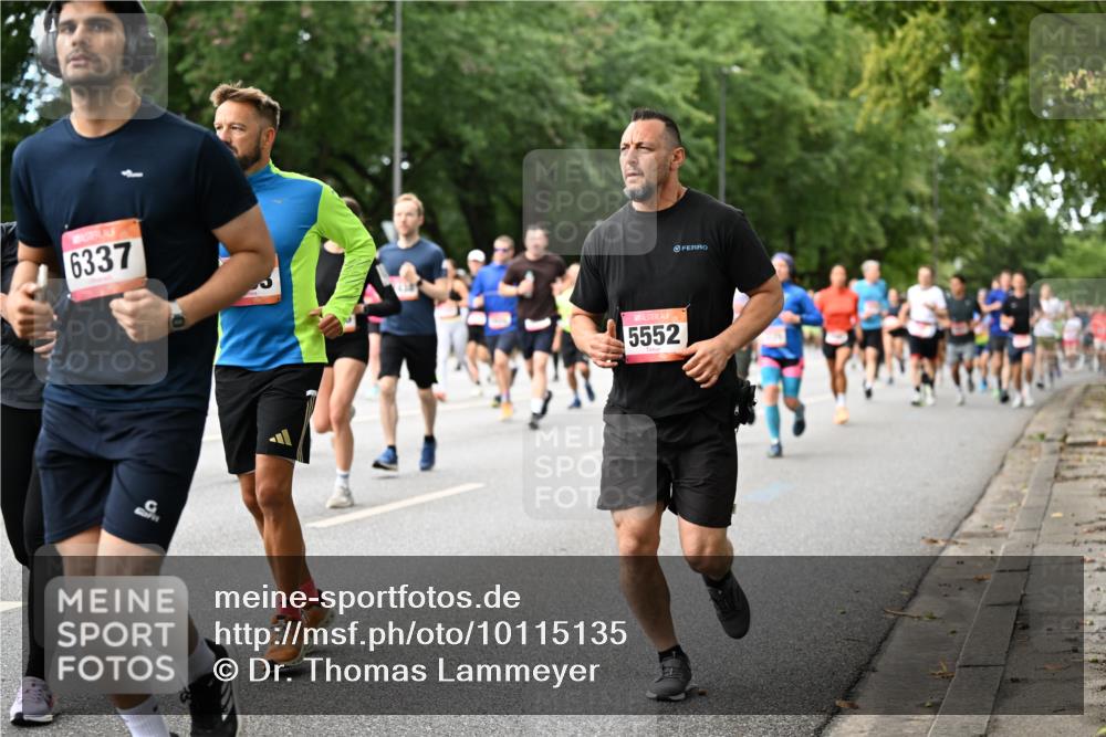 06.09.2026 - CURREX Alsterlauf Dr. Thomas Lammeyer http://msf.ph/oto/10115135 06.09.2026 09:09:50 Laufen 6337, 5552 meine-sportfotos.de