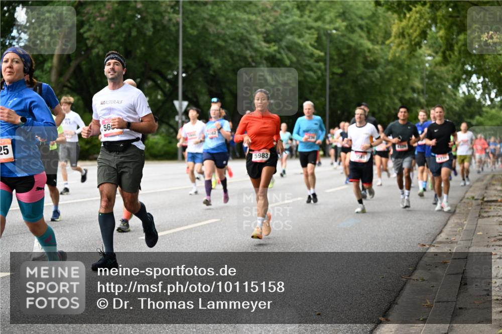 06.09.2026 - CURREX Alsterlauf Dr. Thomas Lammeyer http://msf.ph/oto/10115158 06.09.2026 09:09:53 Laufen 25, 56, 4926, 5983, 4916 meine-sportfotos.de