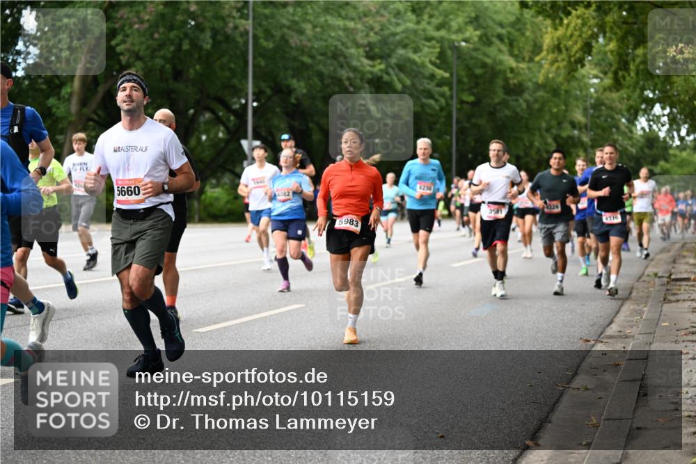 06.09.2026 - CURREX Alsterlauf Dr. Thomas Lammeyer http://msf.ph/oto/10115159 06.09.2026 09:09:54 Laufen 426, 5660, 3640, 4082, 5983, 8230, 3591, 1326, 4316 meine-sportfotos.de