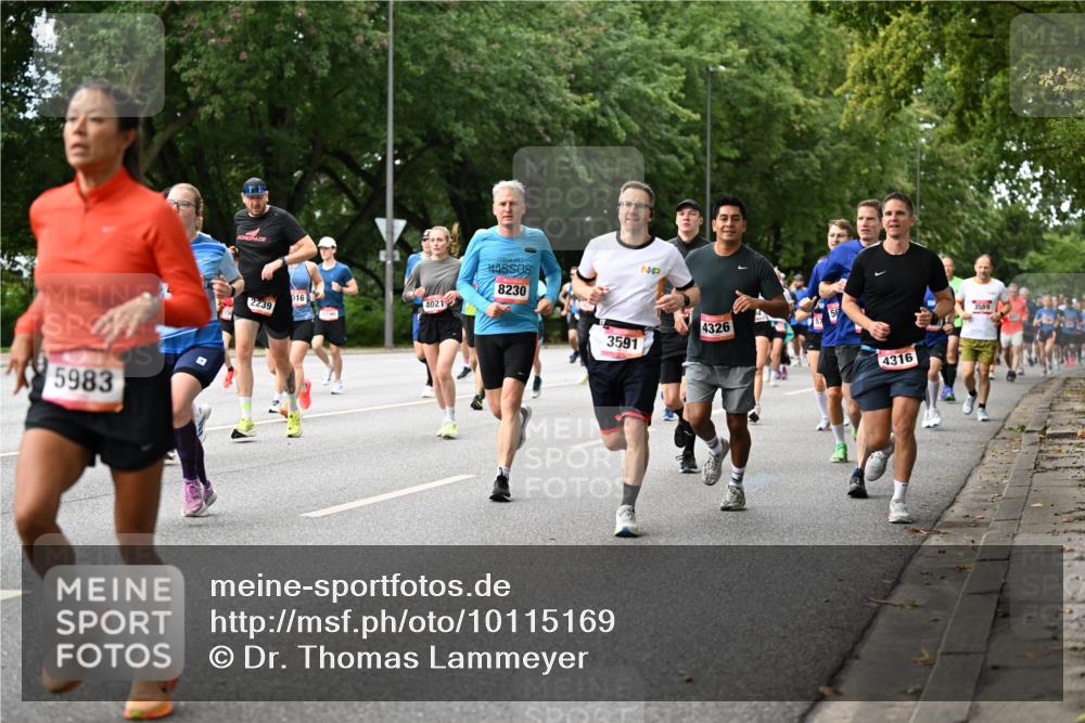 06.09.2026 - CURREX Alsterlauf Dr. Thomas Lammeyer http://msf.ph/oto/10115169 06.09.2026 09:09:55 Laufen 5983, 2239, 016, 4021, 8230, 4326, 3591, 4316, 3559 meine-sportfotos.de