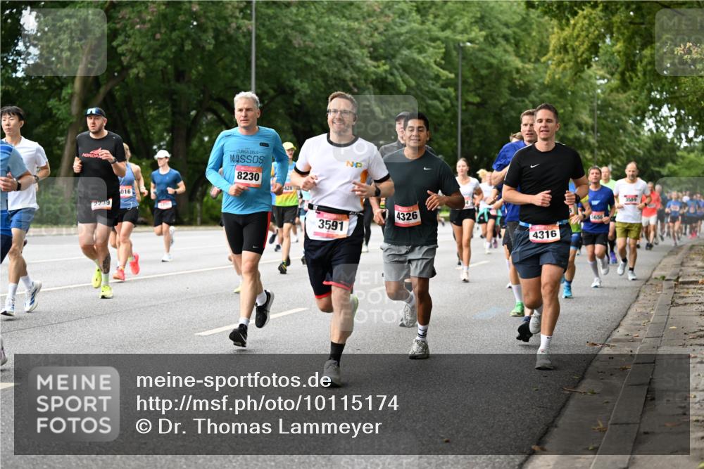 06.09.2026 - CURREX Alsterlauf Dr. Thomas Lammeyer http://msf.ph/oto/10115174 06.09.2026 09:09:56 Laufen 2239, 016, 8230, 428, 3591, 0410, 4326, 4316, 3559, 5656 meine-sportfotos.de