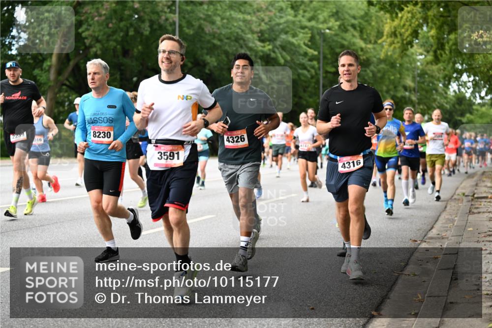 06.09.2026 - CURREX Alsterlauf Dr. Thomas Lammeyer http://msf.ph/oto/10115177 06.09.2026 09:09:56 Laufen 2239, 016, 8230, 3591, 4326, 4316 meine-sportfotos.de