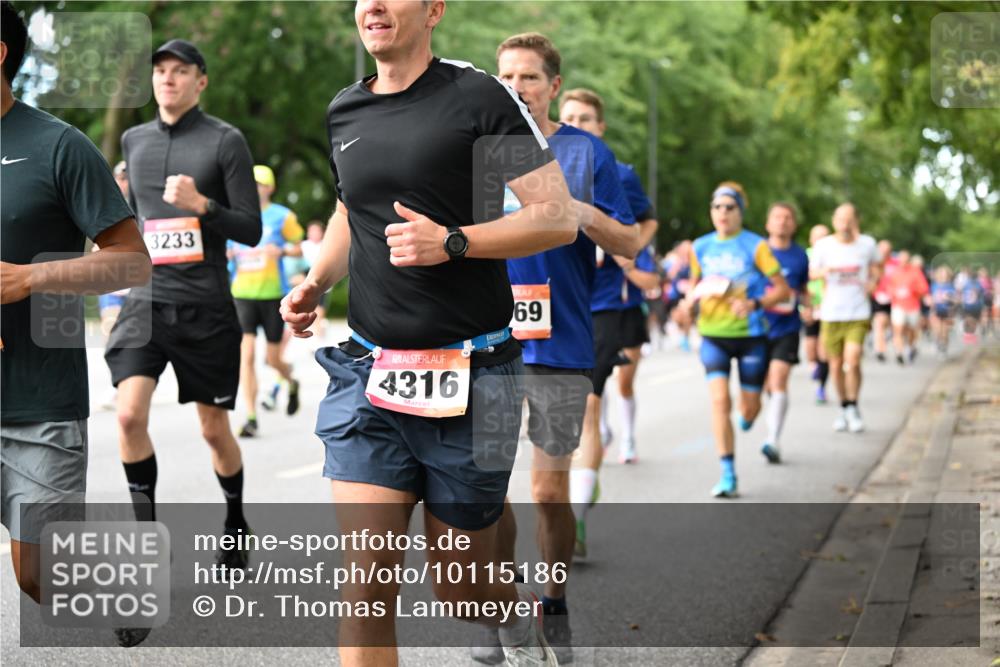 06.09.2026 - CURREX Alsterlauf Dr. Thomas Lammeyer http://msf.ph/oto/10115186 06.09.2026 09:09:57 Laufen 3233, 4316, 69 meine-sportfotos.de