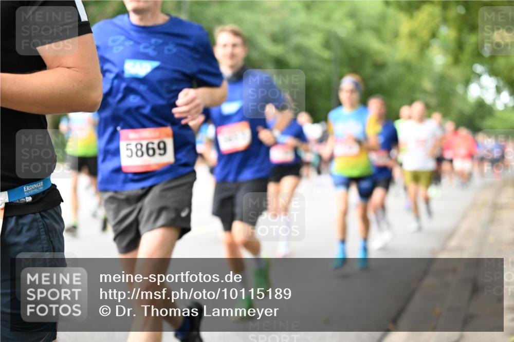 06.09.2026 - CURREX Alsterlauf Dr. Thomas Lammeyer http://msf.ph/oto/10115189 06.09.2026 09:09:58 Laufen 5869 meine-sportfotos.de