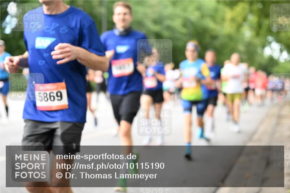 06.09.2026 - CURREX Alsterlauf Dr. Thomas Lammeyer http://msf.ph/oto/10115190 06.09.2026 09:09:58 Laufen 5869 meine-sportfotos.de