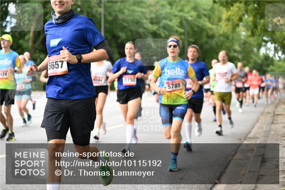 06.09.2026 - CURREX Alsterlauf Dr. Thomas Lammeyer http://msf.ph/oto/10115192 06.09.2026 09:09:59 Laufen 5657, 5750, 5785 meine-sportfotos.de