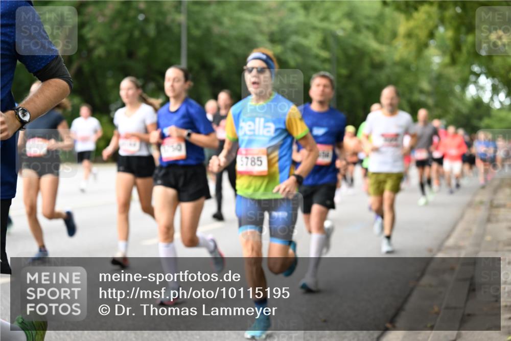 06.09.2026 - CURREX Alsterlauf Dr. Thomas Lammeyer http://msf.ph/oto/10115195 06.09.2026 09:09:59 Laufen 9, 5785 meine-sportfotos.de