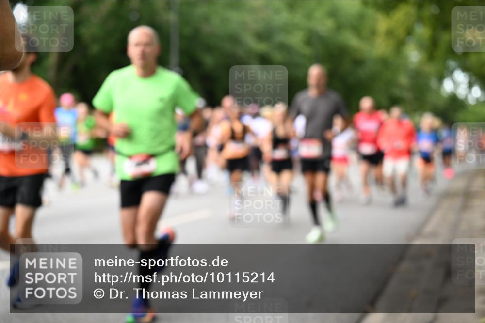 06.09.2026 - CURREX Alsterlauf Dr. Thomas Lammeyer http://msf.ph/oto/10115214 06.09.2026 09:10:02 Laufen  meine-sportfotos.de