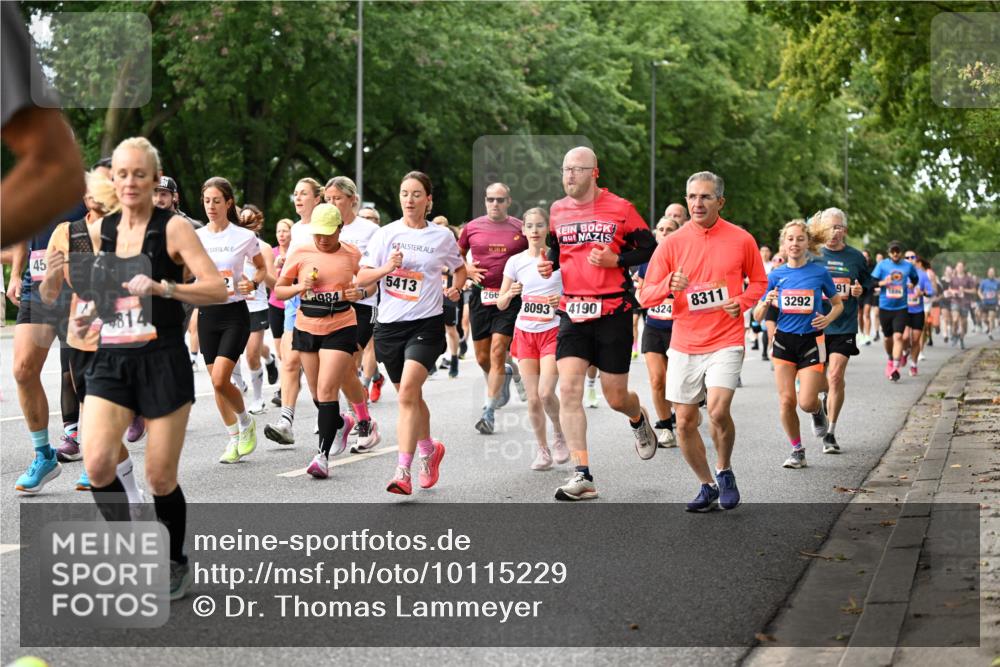 06.09.2026 - CURREX Alsterlauf Dr. Thomas Lammeyer http://msf.ph/oto/10115229 06.09.2026 09:10:04 Laufen 45, 984, 5413, 42, 195, 266, 8093, 8311, 4190, 3292, 4324, 91 meine-sportfotos.de