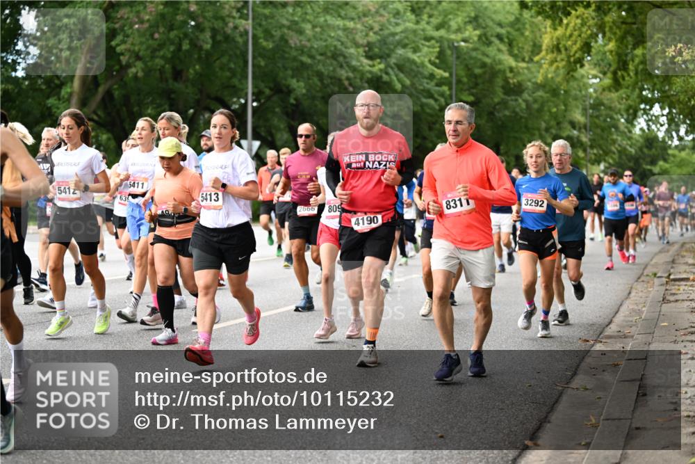 06.09.2026 - CURREX Alsterlauf Dr. Thomas Lammeyer http://msf.ph/oto/10115232 06.09.2026 09:10:04 Laufen 5412, 635, 5411, 5413, 42, 395, 2666, 809, 8311, 3292, 4190 meine-sportfotos.de