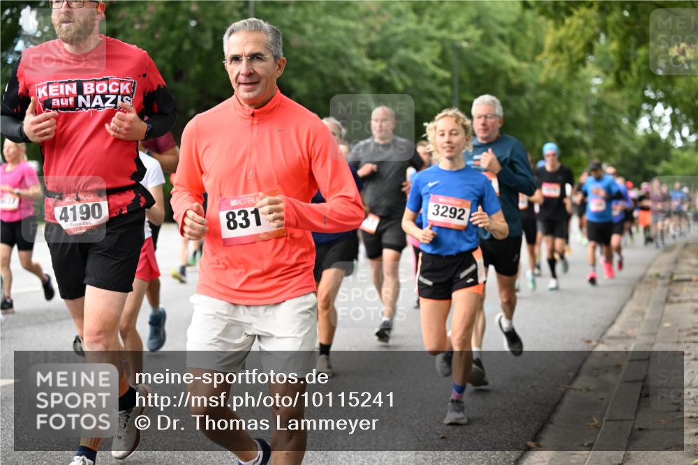 06.09.2026 - CURREX Alsterlauf Dr. Thomas Lammeyer http://msf.ph/oto/10115241 06.09.2026 09:10:06 Laufen 4190, 831, 3292 meine-sportfotos.de