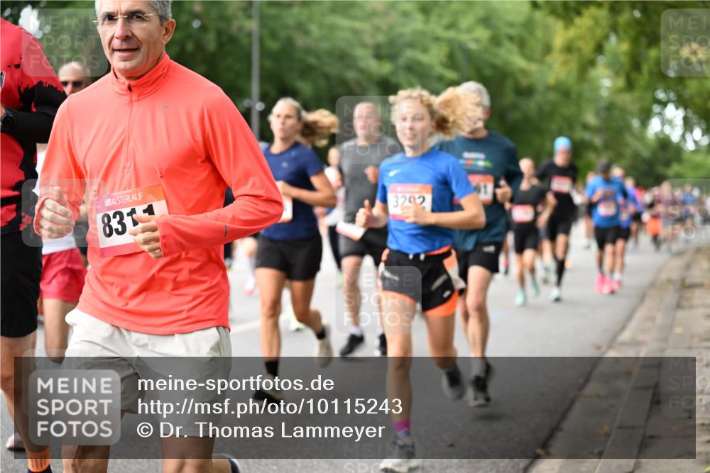 06.09.2026 - CURREX Alsterlauf Dr. Thomas Lammeyer http://msf.ph/oto/10115243 06.09.2026 09:10:06 Laufen 831, 3292 meine-sportfotos.de