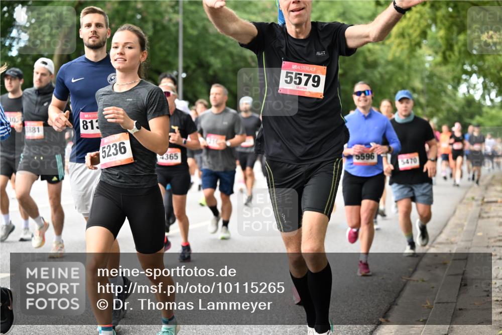06.09.2026 - CURREX Alsterlauf Dr. Thomas Lammeyer http://msf.ph/oto/10115265 06.09.2026 09:10:09 Laufen 30, 3881, 813, 5236, 4365, 5579, 5596, 5470 meine-sportfotos.de