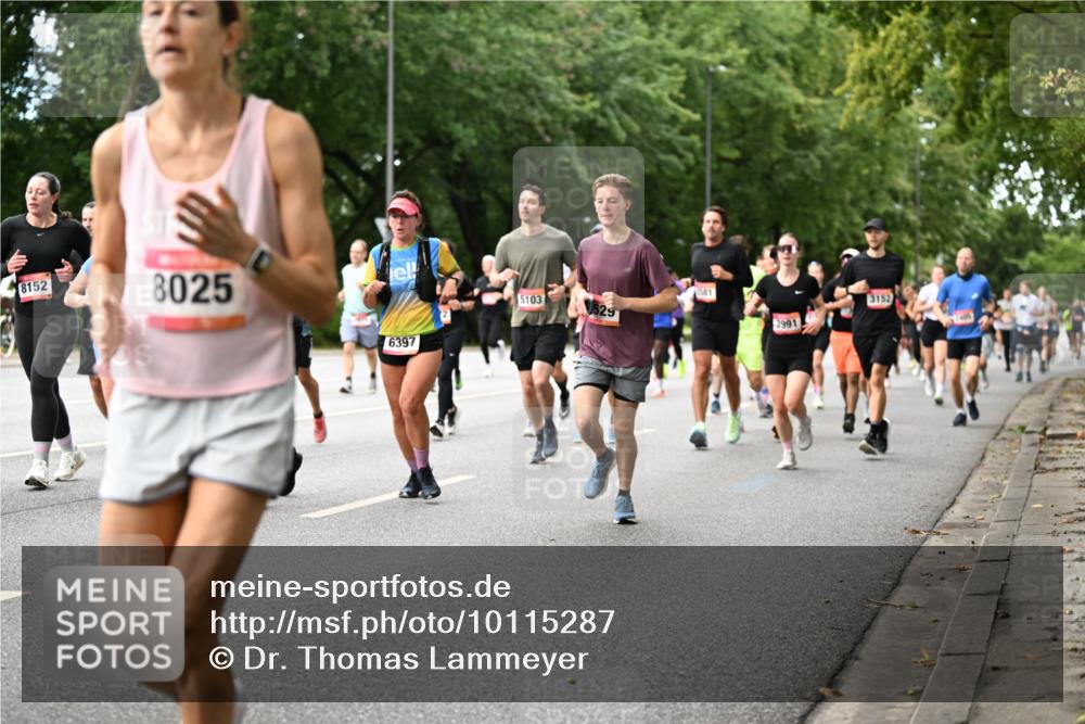 06.09.2026 - CURREX Alsterlauf Dr. Thomas Lammeyer http://msf.ph/oto/10115287 06.09.2026 09:10:13 Laufen 8152, 8025, 6397, 5103, 529, 581, 3152, 3991 meine-sportfotos.de