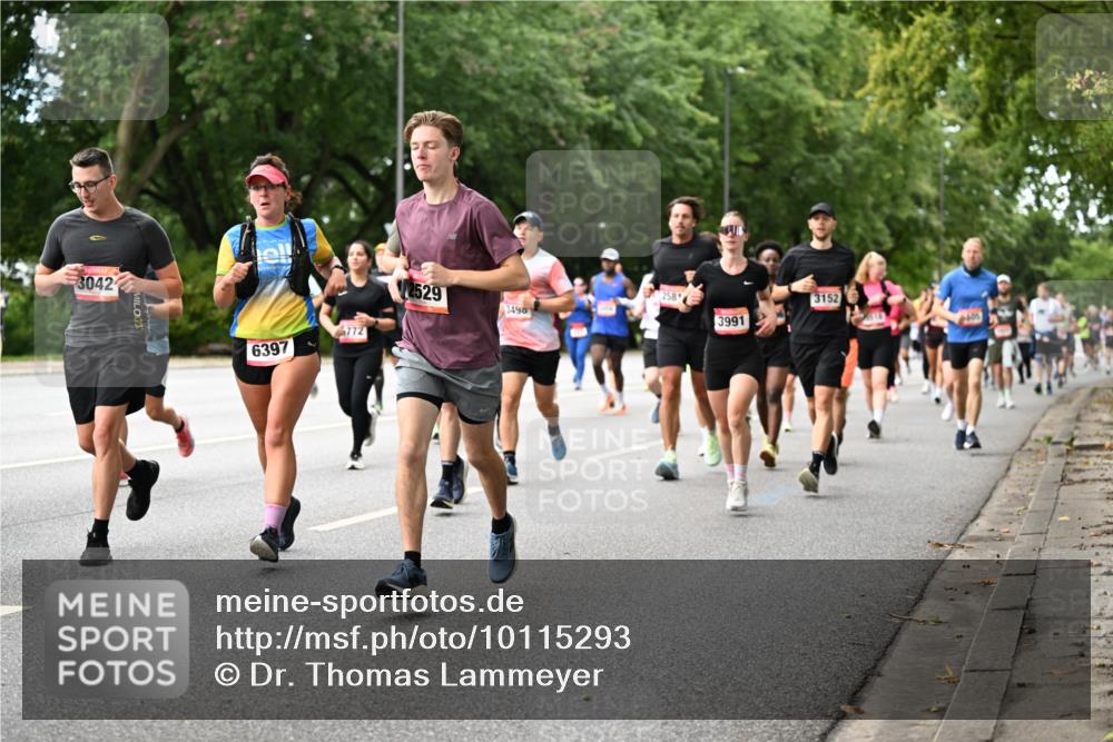 06.09.2026 - CURREX Alsterlauf Dr. Thomas Lammeyer http://msf.ph/oto/10115293 06.09.2026 09:10:14 Laufen 3042, 772, 6397, 2529, 3498, 258, 3152, 3991 meine-sportfotos.de