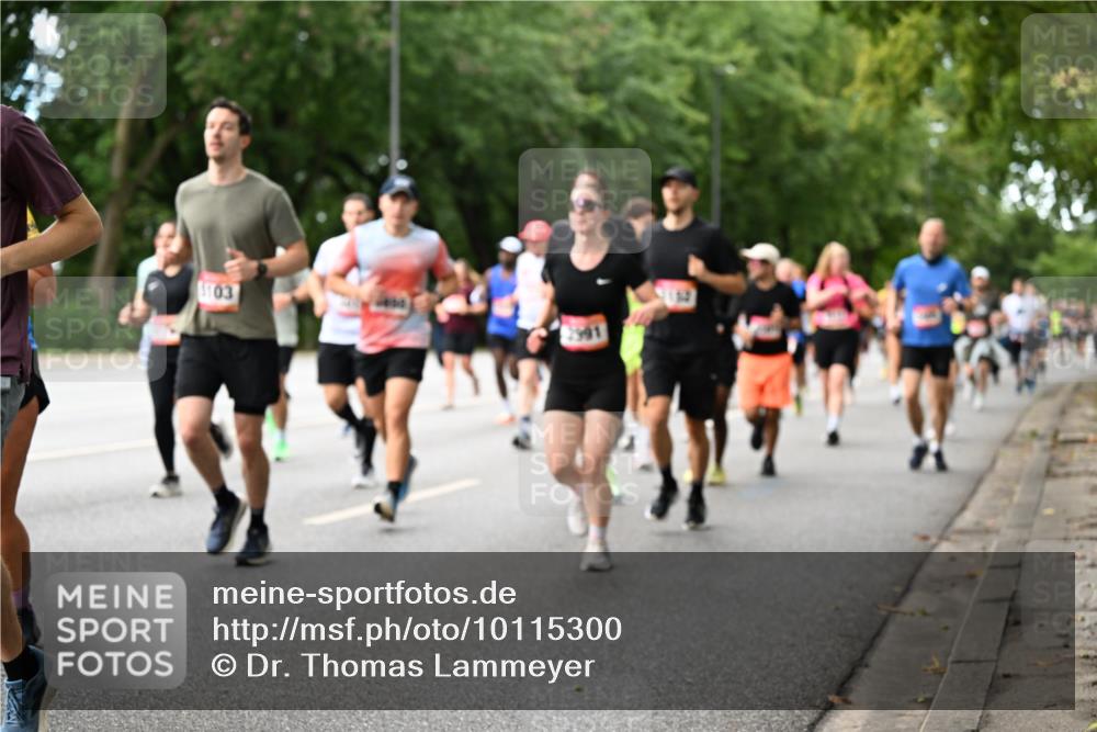 06.09.2026 - CURREX Alsterlauf Dr. Thomas Lammeyer http://msf.ph/oto/10115300 06.09.2026 09:10:15 Laufen 103 meine-sportfotos.de