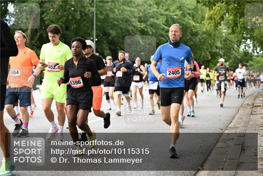 06.09.2026 - CURREX Alsterlauf Dr. Thomas Lammeyer http://msf.ph/oto/10115315 06.09.2026 09:10:17 Laufen 4054, 452, 550, 5396, 2405 meine-sportfotos.de