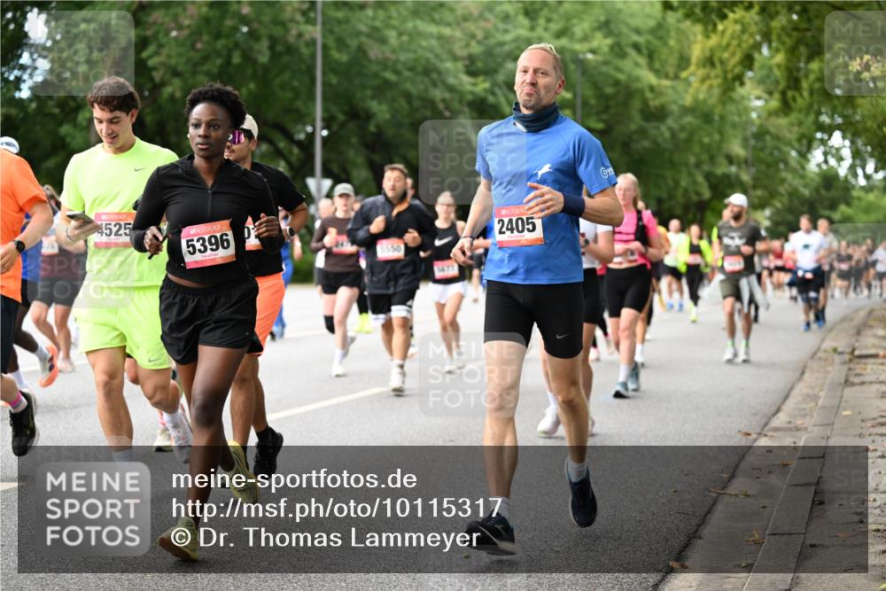 06.09.2026 - CURREX Alsterlauf Dr. Thomas Lammeyer http://msf.ph/oto/10115317 06.09.2026 09:10:18 Laufen 4525, 5396, 1477, 2405 meine-sportfotos.de