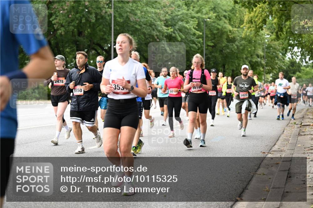 06.09.2026 - CURREX Alsterlauf Dr. Thomas Lammeyer http://msf.ph/oto/10115325 06.09.2026 09:10:19 Laufen 2478, 5550, 353, 351, 150, 3553, 5823 meine-sportfotos.de