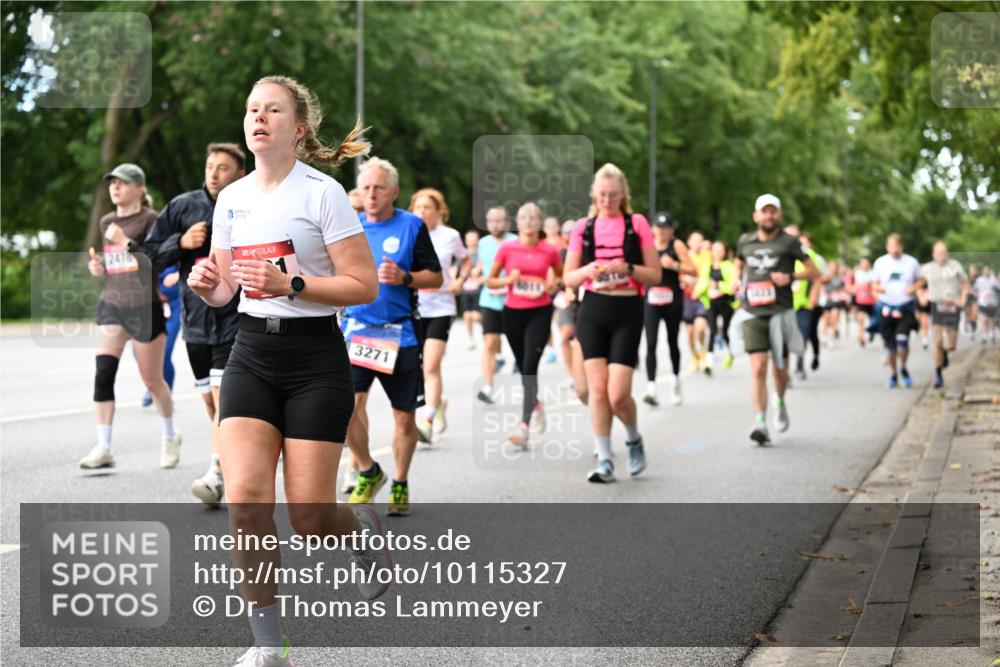 06.09.2026 - CURREX Alsterlauf Dr. Thomas Lammeyer http://msf.ph/oto/10115327 06.09.2026 09:10:19 Laufen 2478, 3271 meine-sportfotos.de
