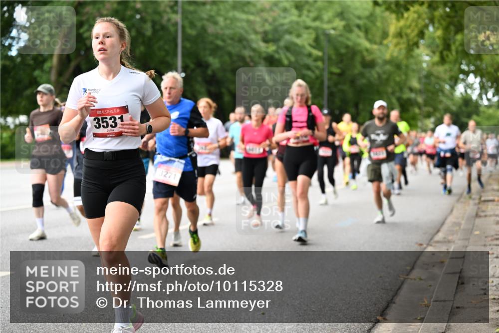 06.09.2026 - CURREX Alsterlauf Dr. Thomas Lammeyer http://msf.ph/oto/10115328 06.09.2026 09:10:19 Laufen 3531, 3271 meine-sportfotos.de