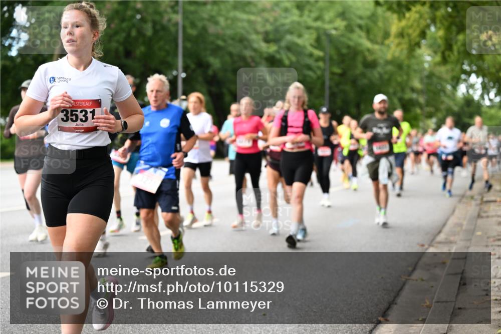 06.09.2026 - CURREX Alsterlauf Dr. Thomas Lammeyer http://msf.ph/oto/10115329 06.09.2026 09:10:19 Laufen 3531 meine-sportfotos.de