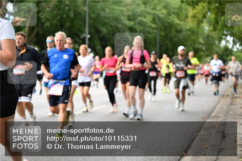 06.09.2026 - CURREX Alsterlauf Dr. Thomas Lammeyer http://msf.ph/oto/10115331 06.09.2026 09:10:20 Laufen 5550 meine-sportfotos.de