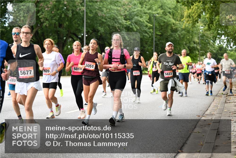 06.09.2026 - CURREX Alsterlauf Dr. Thomas Lammeyer http://msf.ph/oto/10115335 06.09.2026 09:10:20 Laufen 489, 5677, 5011, 2620, 6051, 3553, 5823, 5250 meine-sportfotos.de