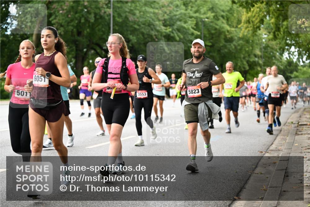 06.09.2026 - CURREX Alsterlauf Dr. Thomas Lammeyer http://msf.ph/oto/10115342 06.09.2026 09:10:21 Laufen 5011, 6051, 3553, 5823 meine-sportfotos.de