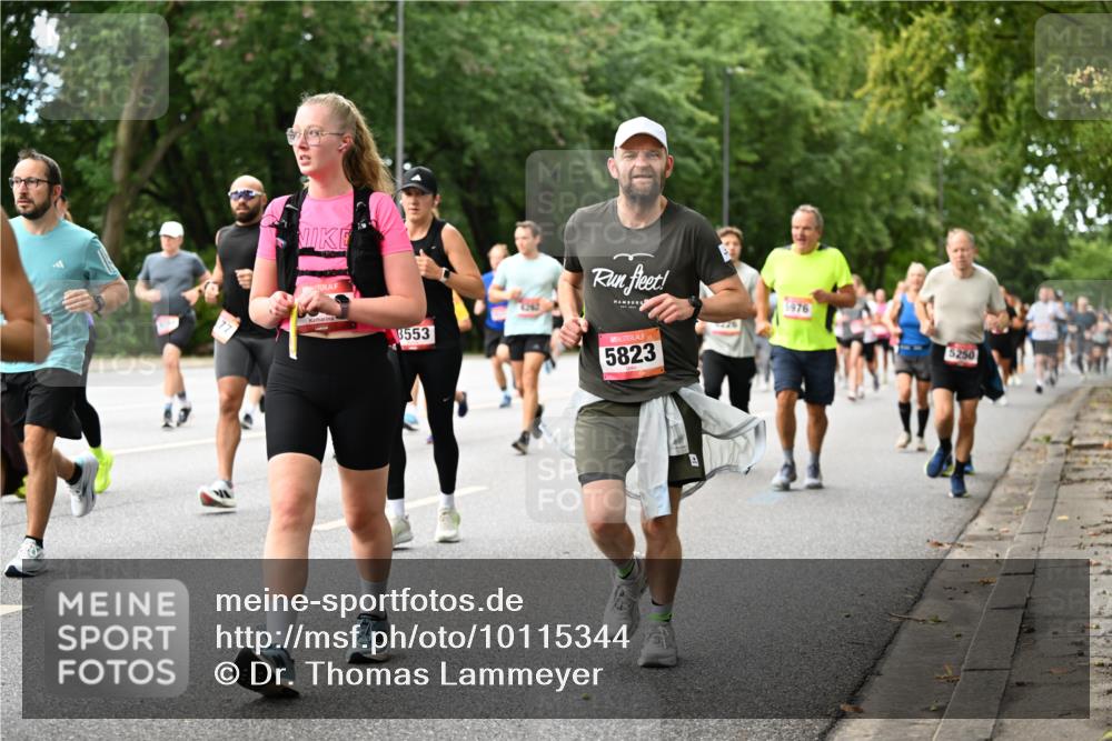 06.09.2026 - CURREX Alsterlauf Dr. Thomas Lammeyer http://msf.ph/oto/10115344 06.09.2026 09:10:22 Laufen 8553, 5823, 5976, 5250 meine-sportfotos.de