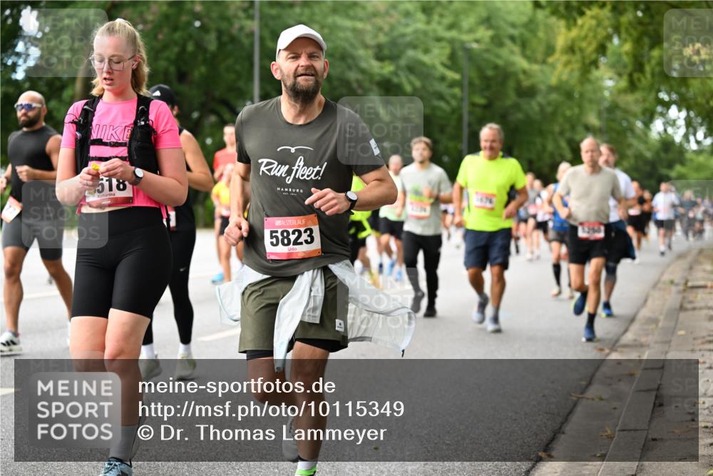 06.09.2026 - CURREX Alsterlauf Dr. Thomas Lammeyer http://msf.ph/oto/10115349 06.09.2026 09:10:22 Laufen 18, 5823 meine-sportfotos.de