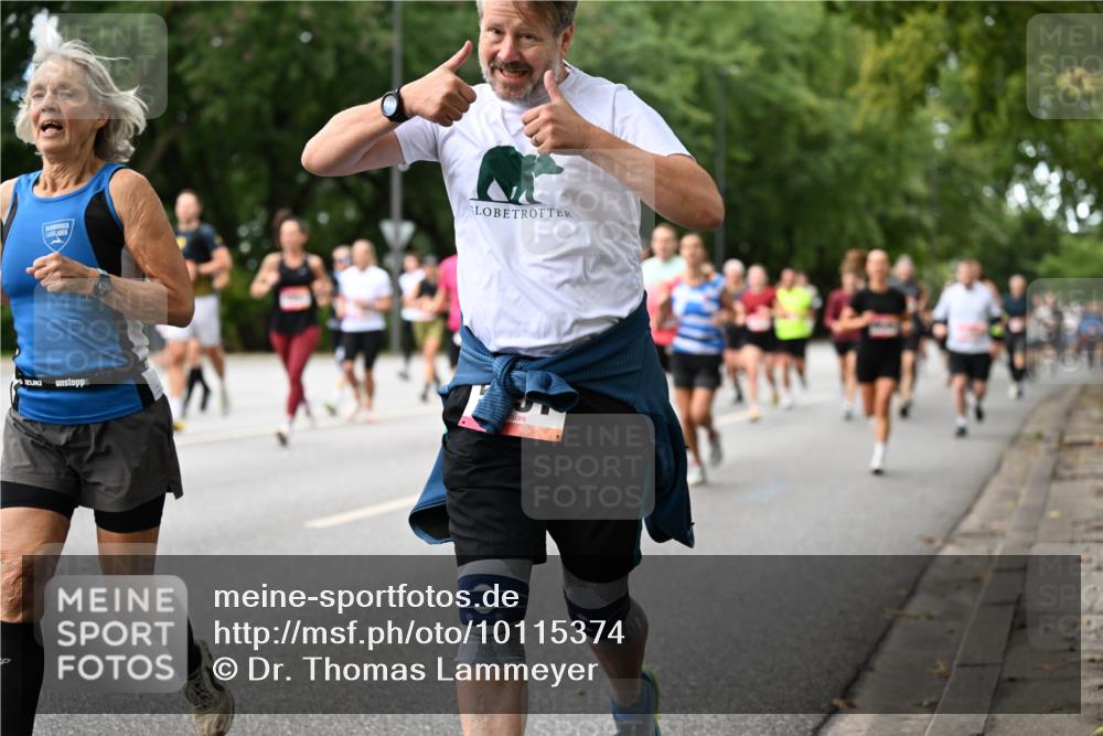 06.09.2026 - CURREX Alsterlauf Dr. Thomas Lammeyer http://msf.ph/oto/10115374 06.09.2026 09:10:26 Laufen  meine-sportfotos.de